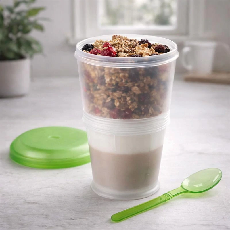 Hrnček na müsli To Go 16 cm zelený s lyžičkou