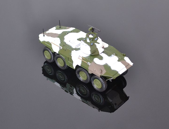 Model prieskumného obrneného vozidla LUCHS 1:74