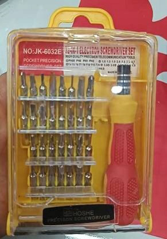 Skrutkovač s magnetickými bitmi a pinzetou 30v1