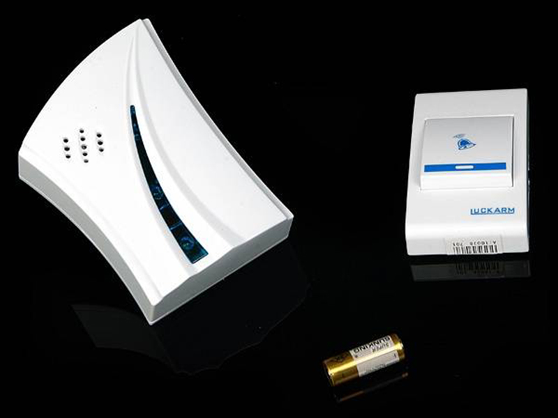 Luckarm A8610 - Bezdrôtový zvonček 220V + 1 tlačidlo