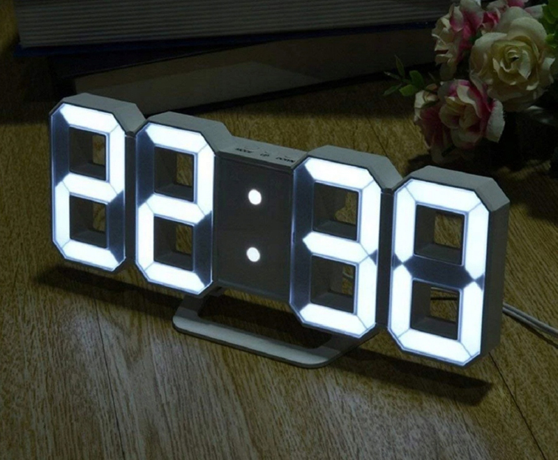 Hodiny s budíkom a teplomerom 3D