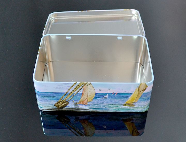 Dóza na čaj a koláče 19,5 x 13 x 7cm Plachetnice
