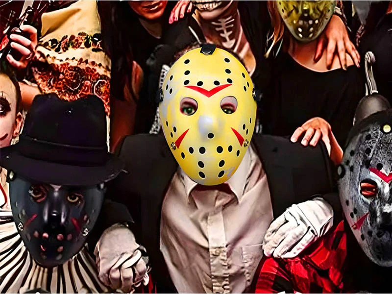 Halloweenska maska Justin Piatok 13.