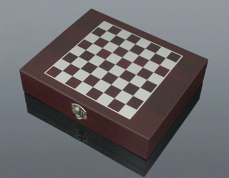 Sada na víno drevená Chess