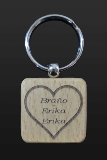 Prívesok drevený slza