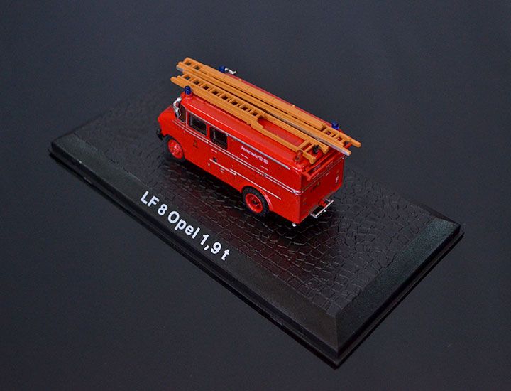 DeAgostini Model veterán LF 8 Opel 1,9t 1:72