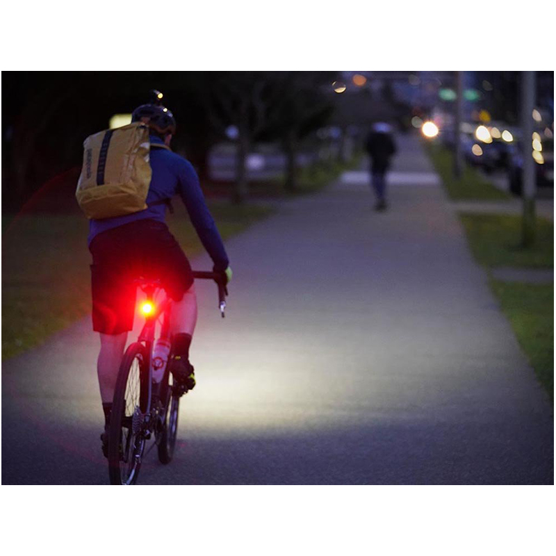 BL-2266 Zadné svetlo na bicykel COB LED