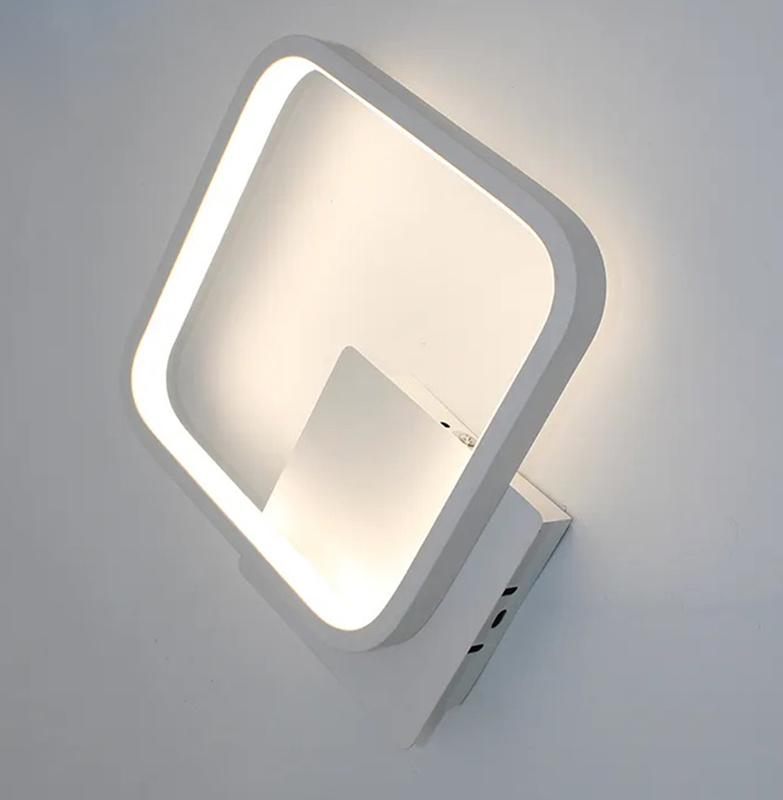 Nástenná LED lampa 12W biela