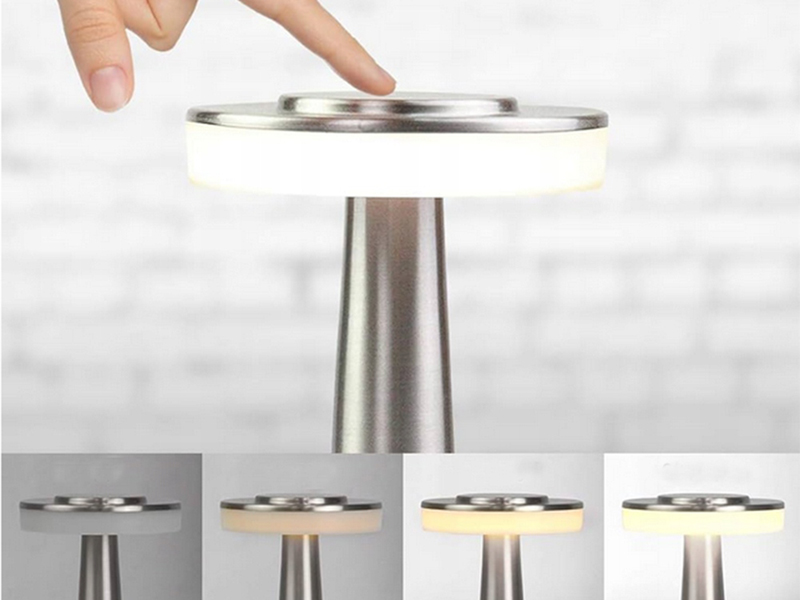 Stolná lampa A14 dotyková 20cm 3W USB