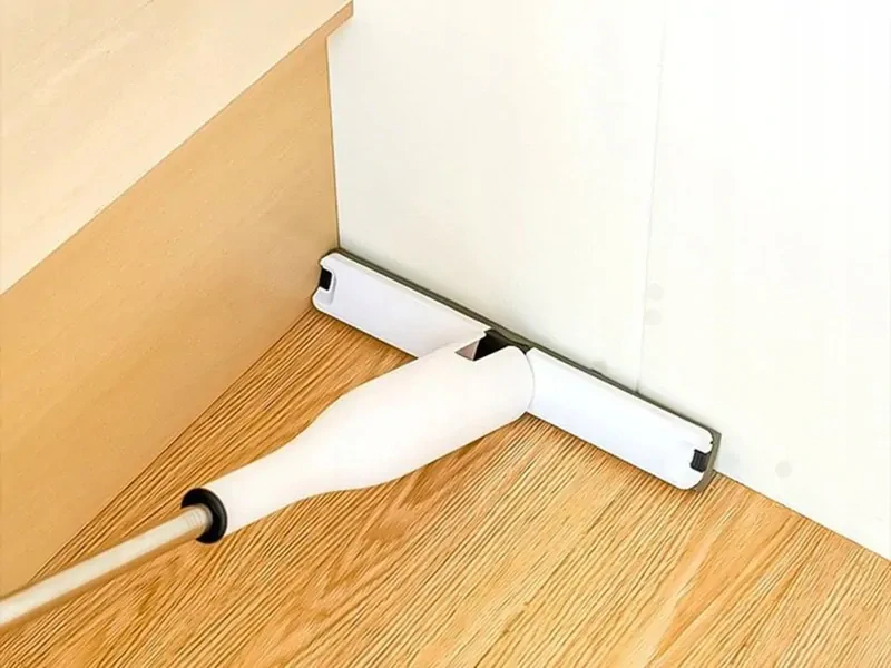 Samožmýkací mop so špongiou