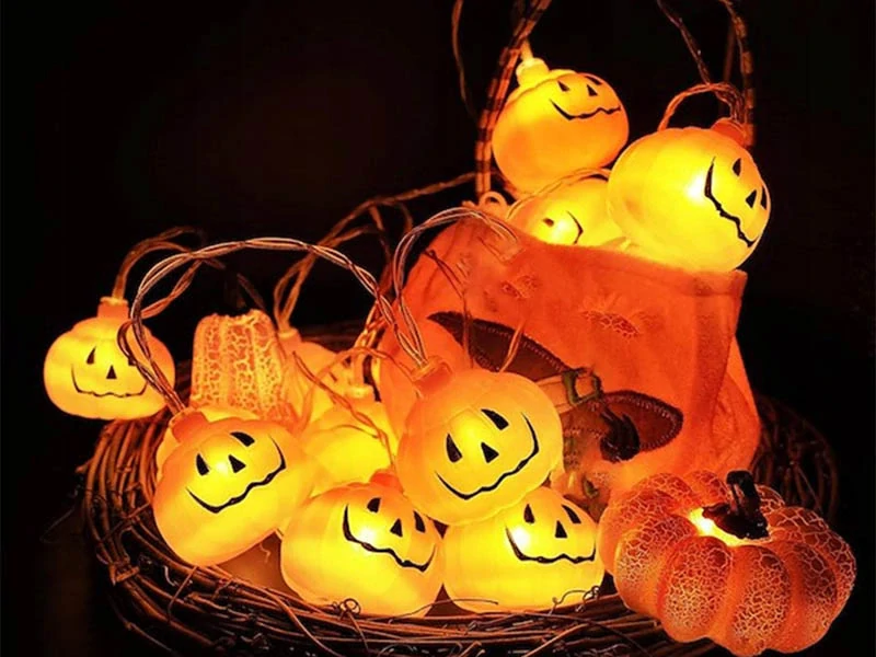 Halloweenska LED girlanda Tekvice 2m