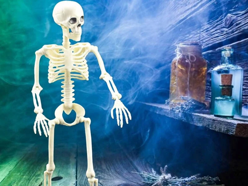 Halloweenska dekorácia kostra 40cm