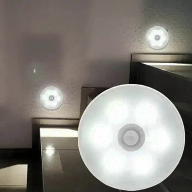 Nočná lampa s pohybovým senzorom 8cm
