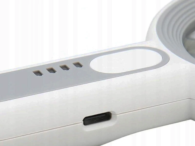Lupa 5x s LED podsvietením 5012C