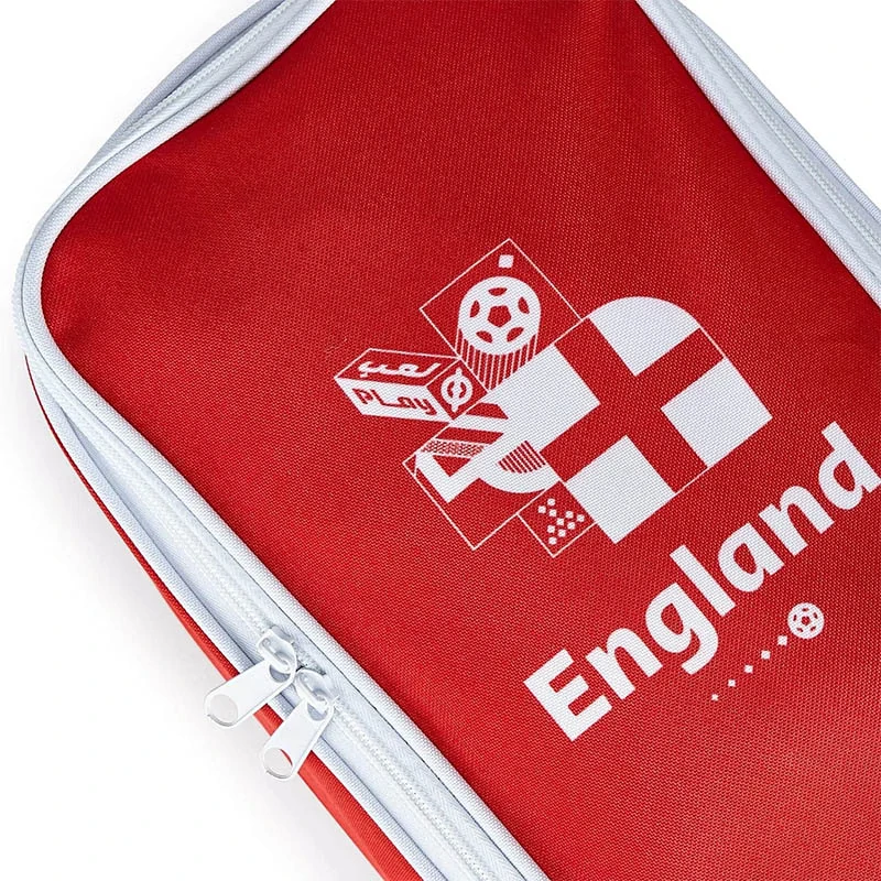 Športová taška FIFA World Cup - England: 34 x 18 x 12cm