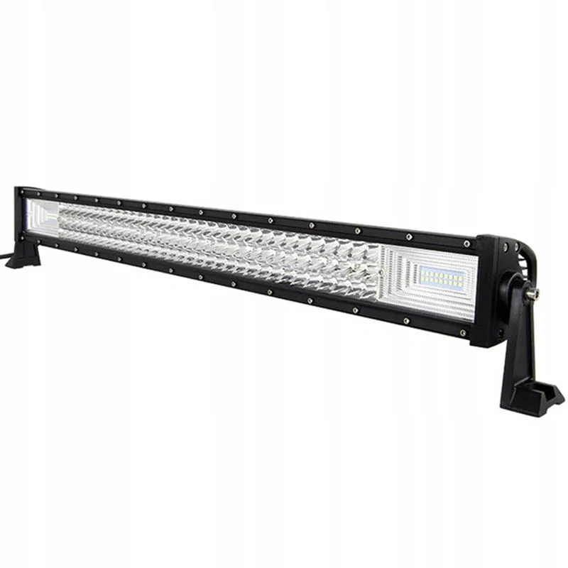 Pracovná LED lampa 675W na auto 130cm