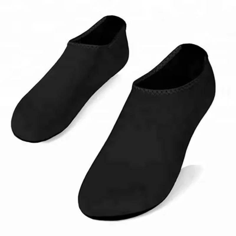 Neoprénové topánky do vody veľkosť 40-42 čierne