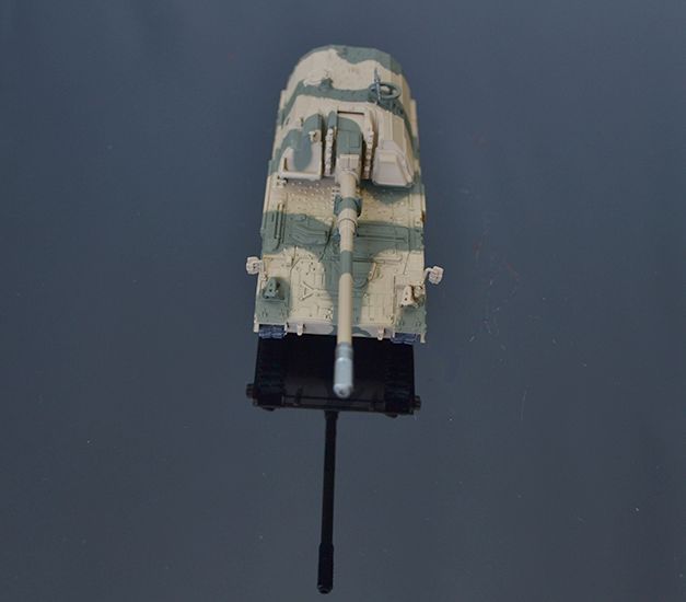 Model tanku Panzerhaubitze 2000 1:74