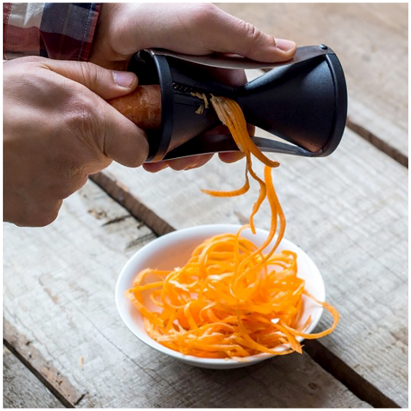 Krájač na zeleninu a ovocie Julienne