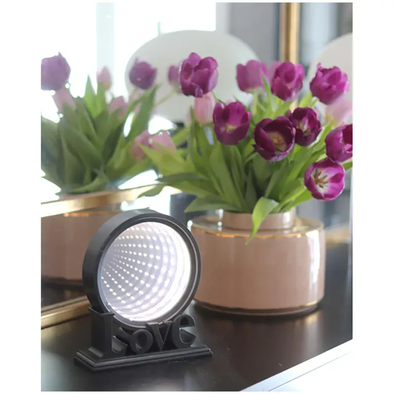 3D Love - Dekoračná lampa 26 LED čierna