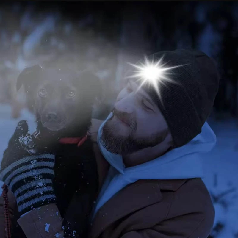 Zimná čiapka s LED svetlom