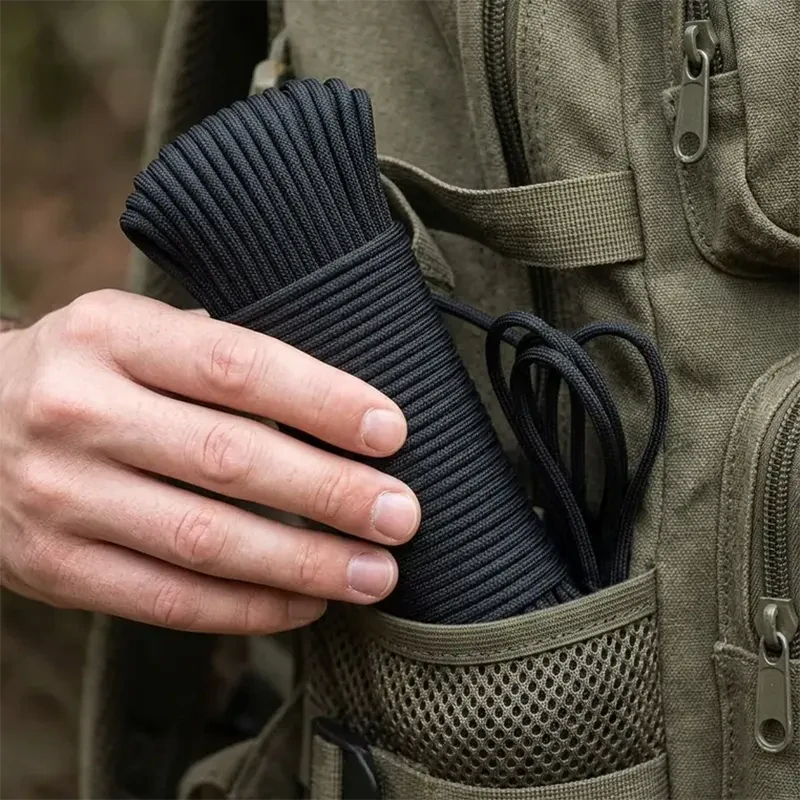 Paracord šnúra FOXTER 30 m čierna, nosnosť do 180 kg