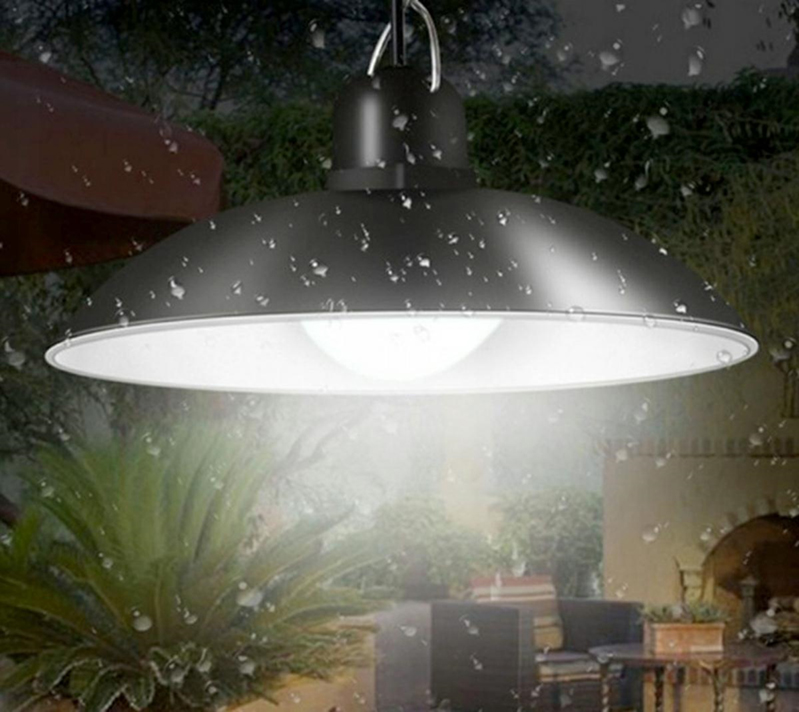 Solárna záhradná LED lampa