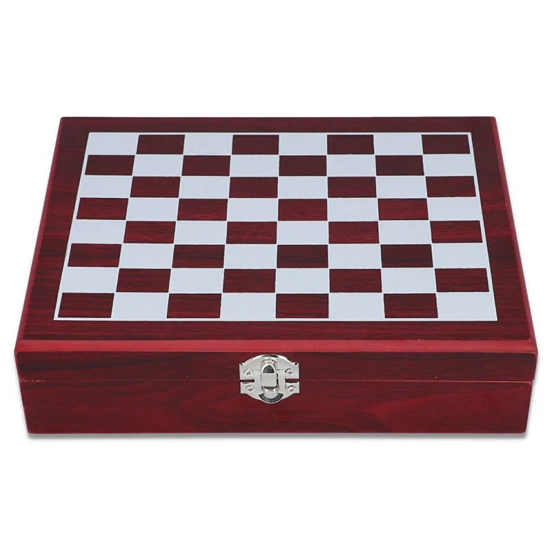 Ploskačka 240ml s pohárikmi a lievikom v darčekovej kazete Chess