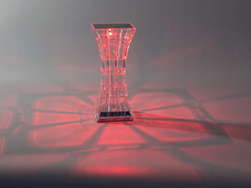 Stolná lampa YA19 RGB s diaľkovým ovládaním