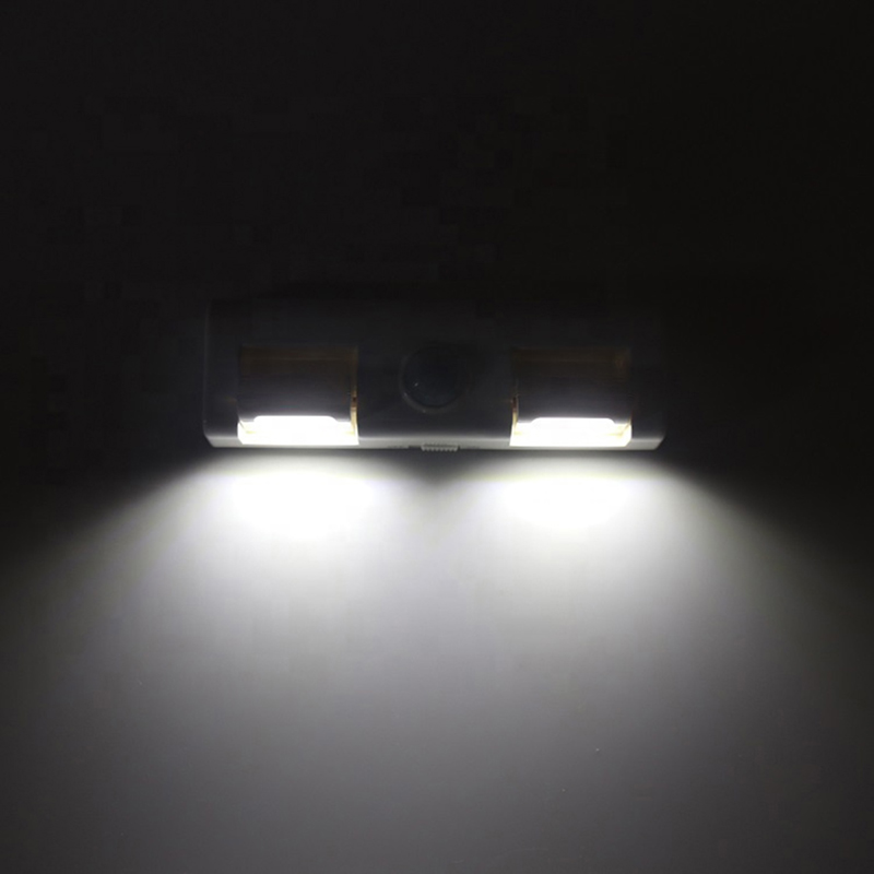 Lampa 8 LED so senzorom pohybu čierna