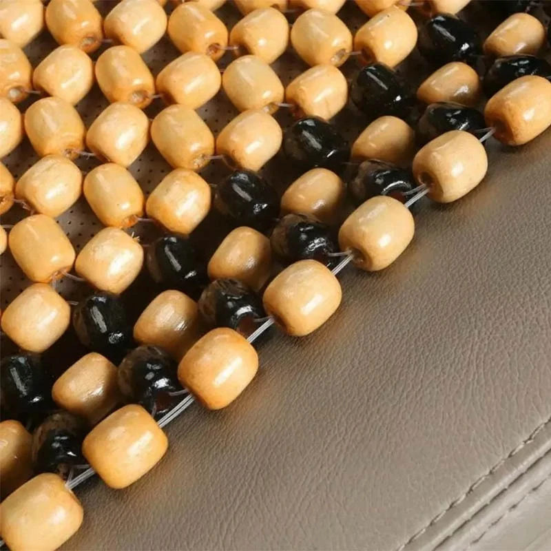Drevená masážna podložka na sedadlo do auta