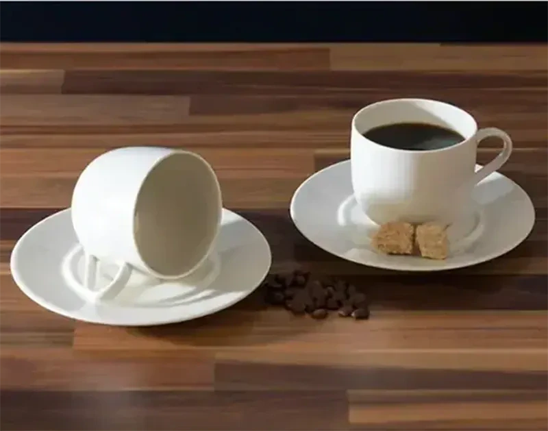Porcelánové šálky s tanierikmi Alessi La Bella Tavola 2 ks 180 ml