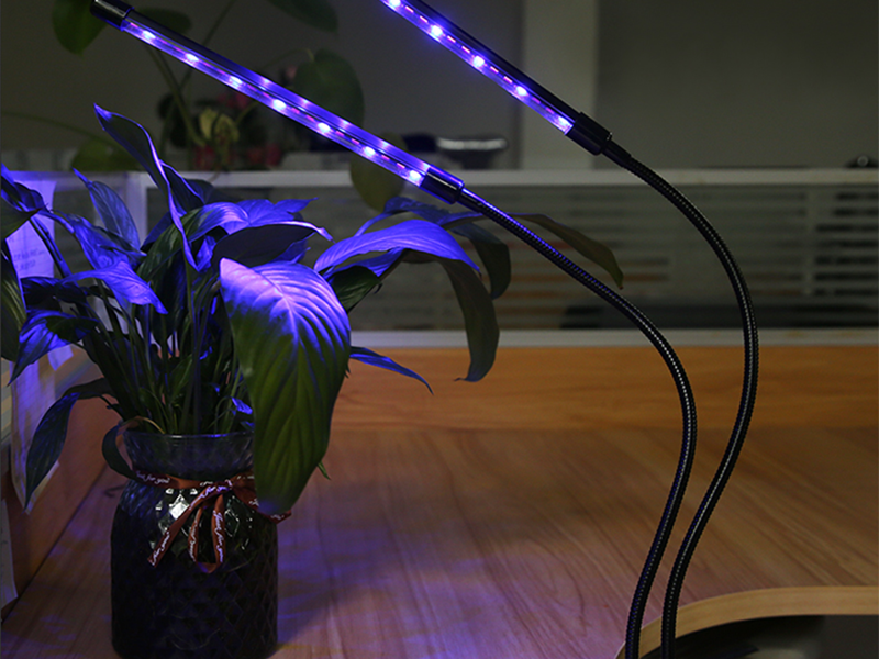 Dvojramenná lampa 40 LED na podporu rastu rastlín s časovačom