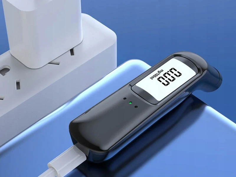 Alkohol meter MR998 bezdotykový