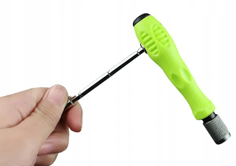 Skrutkovač s magnetickými bitmi 7389C 32v1