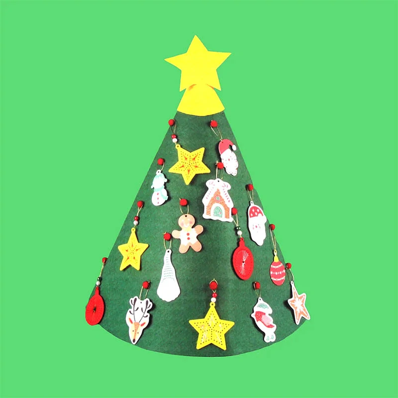 3D vianočný stromček z filcu s dekoračnou sadou