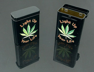 Puzdro plech Smiley Light Up