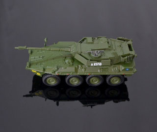 Model obrneného transportéra B1 Centauro 1:74