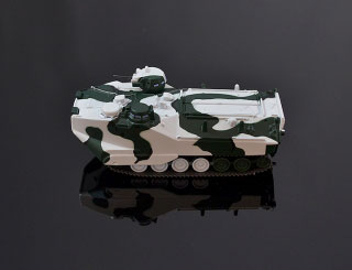 Model obrneného transportéra AAVP7A1 1:74