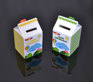 Pokladnička keramická Milk Box Save For Holiday