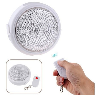 Prenosná lampa 5 LED s diaľkovým ovládaním