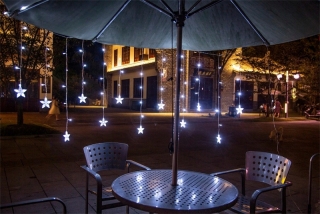 LED Vianočný svetelný záves STAR 108 LED 31V studená biela