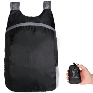 Ľahký ruksak 20L čierny
