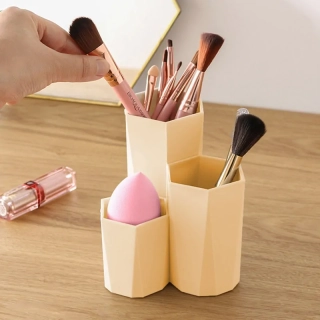 Stojan na kozmetické štetce a makeup ružový