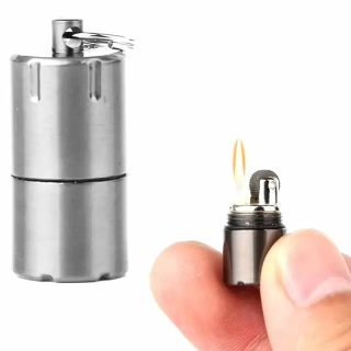 Mini benzínový zapaľovač na prívesku survival