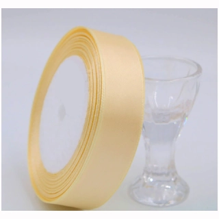 Stuha 22m x 2,5 cm broskyňová
