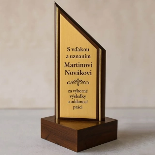 Drevená trofej s vlastným textom 22cm