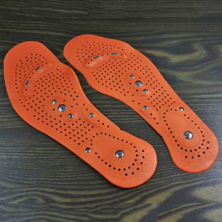 Magnetické akupresúrne masážne vložky do topánok