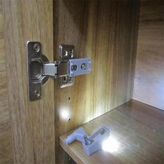 LED lampy na pánty skrinky 10 ks