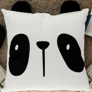 Dekoračný vankúš Panda 40 × 40 cm